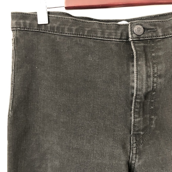 LEVIS skinny jeans with spandex - Picture 5 of 6